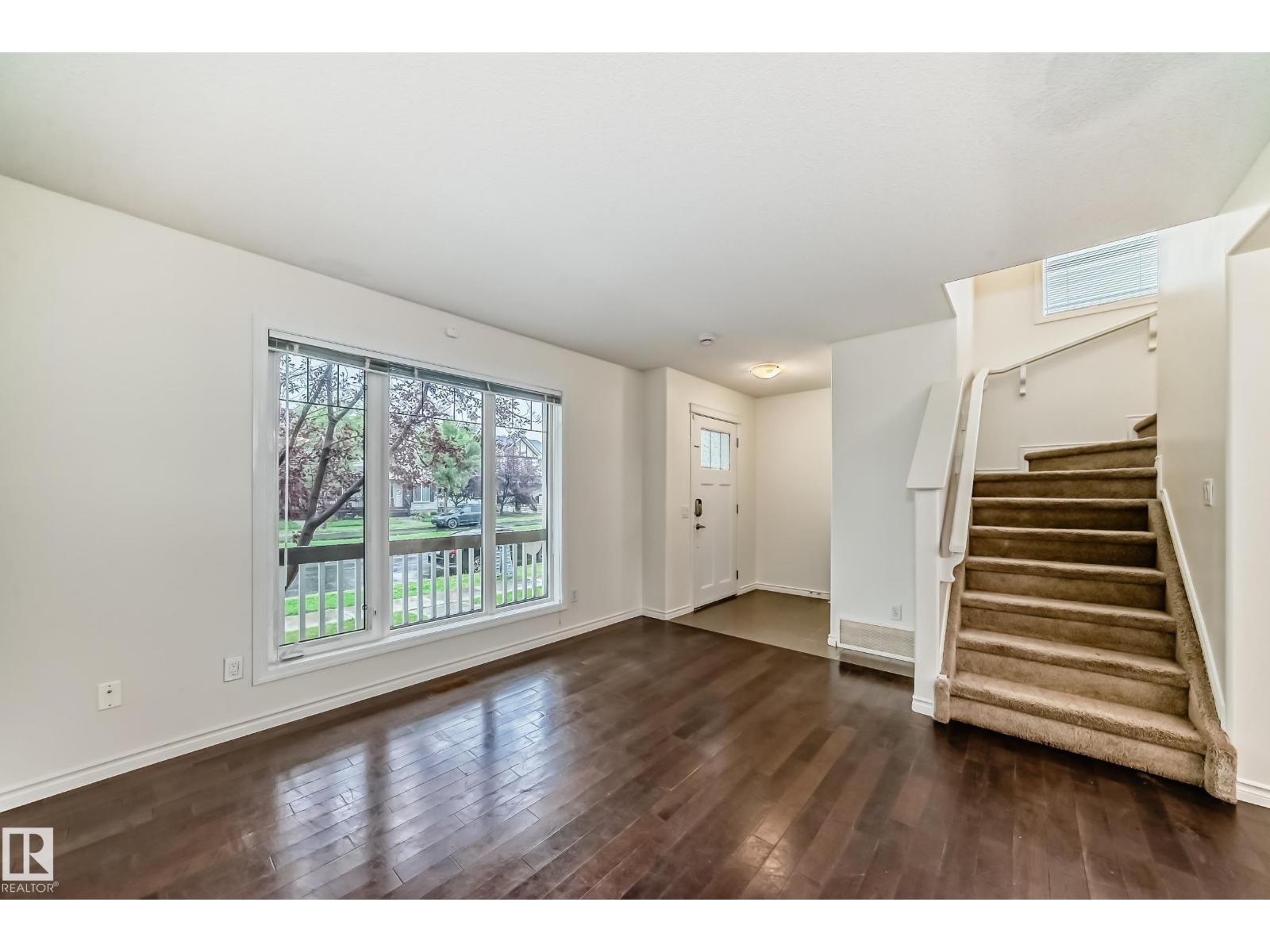 Photo 8 of 351 Secord Bv Nw, Edmonton AB