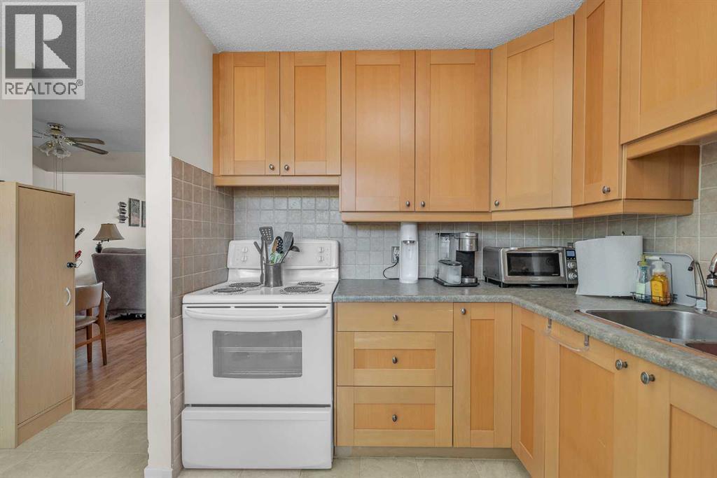 Single Family House for Sale in    Street NE Temple Calgary 