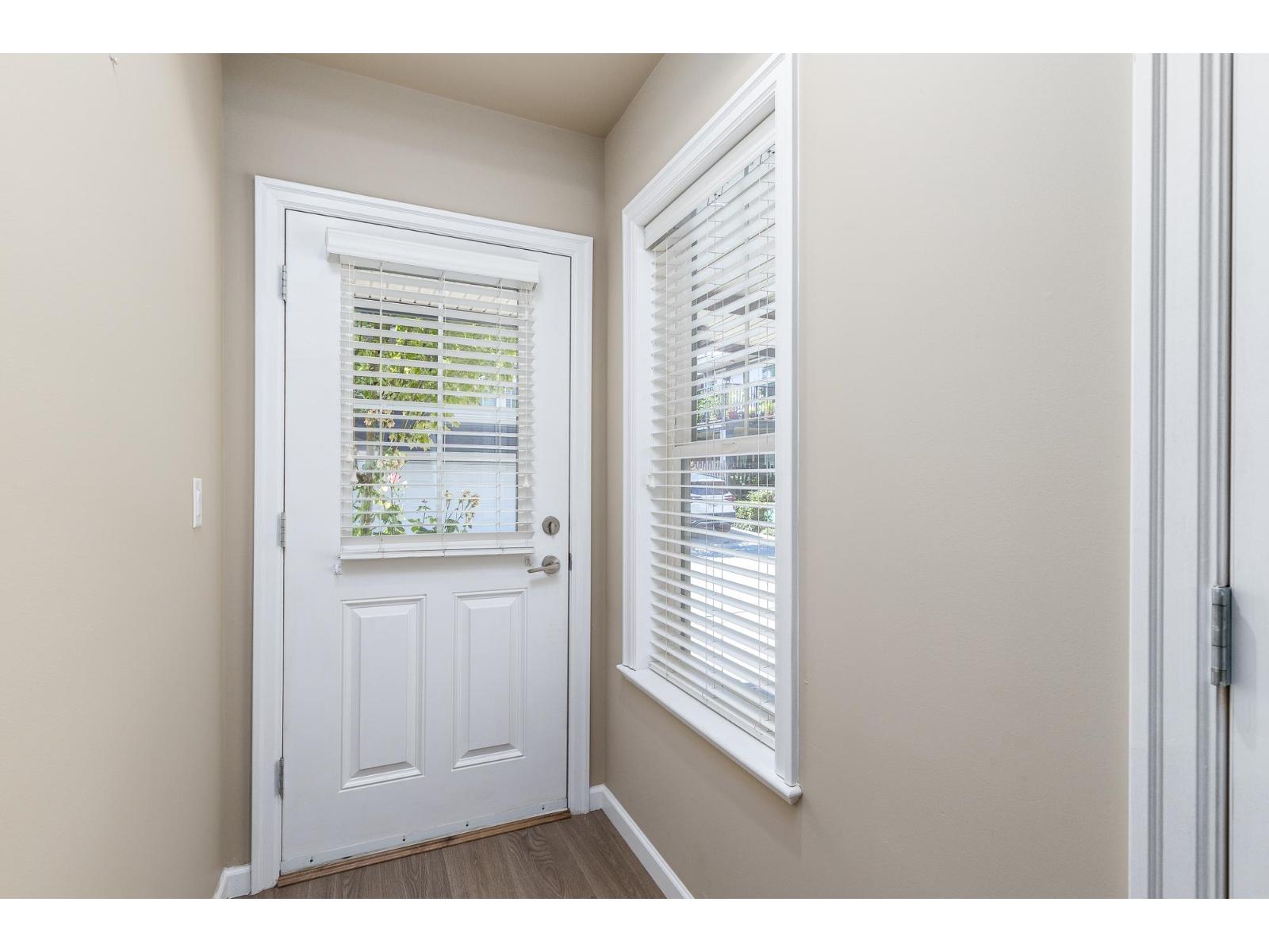 Photo 22 of 28 20831 70 Avenue, Langley BC