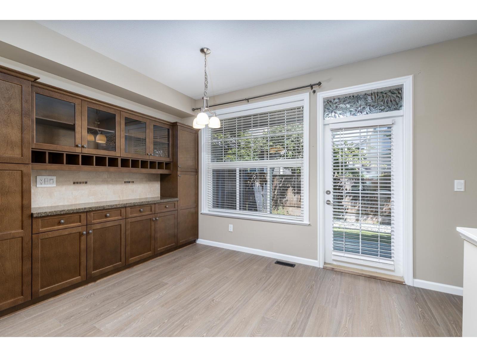 Photo 20 of 28 20831 70 Avenue, Langley BC