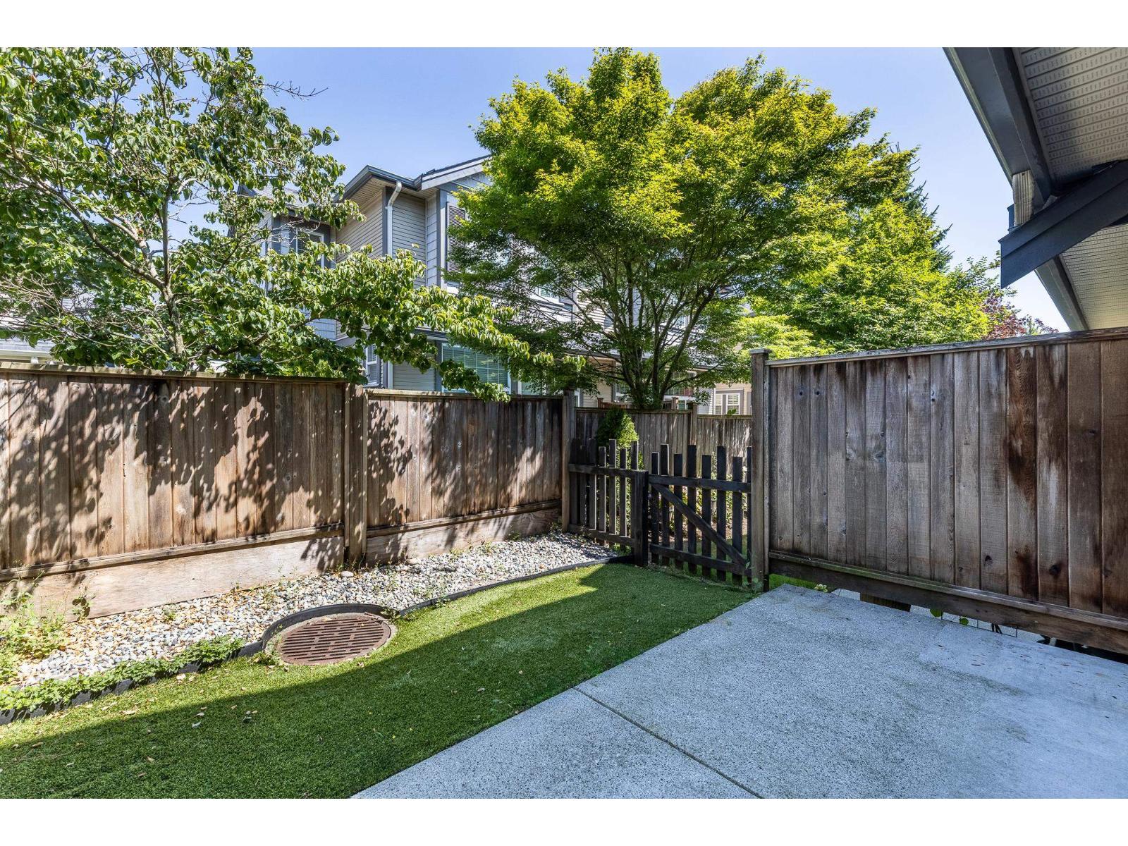 Photo 37 of 28 20831 70 Avenue, Langley BC