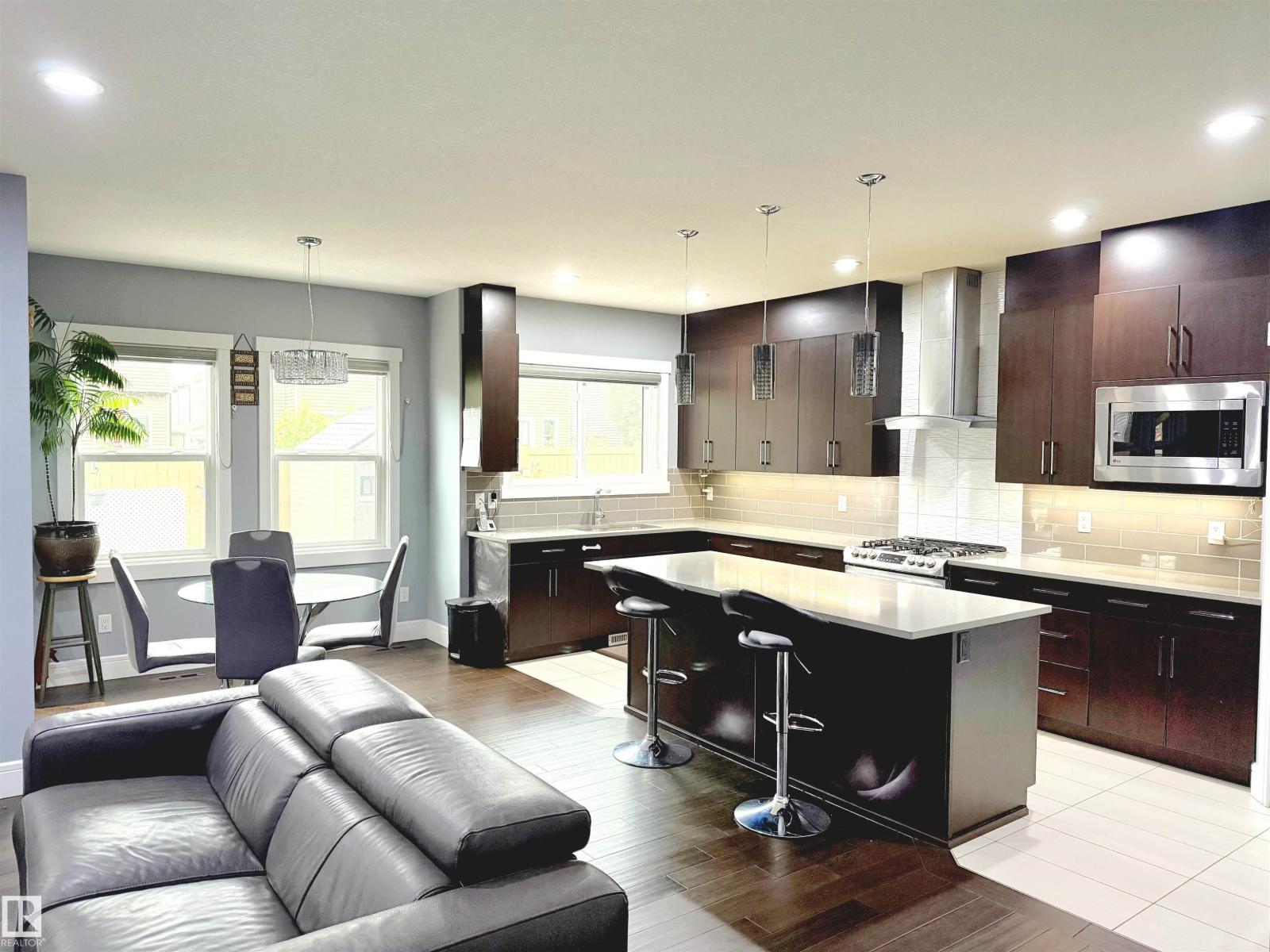 Photo 25 of 1357 Watt Dr Sw, Edmonton AB