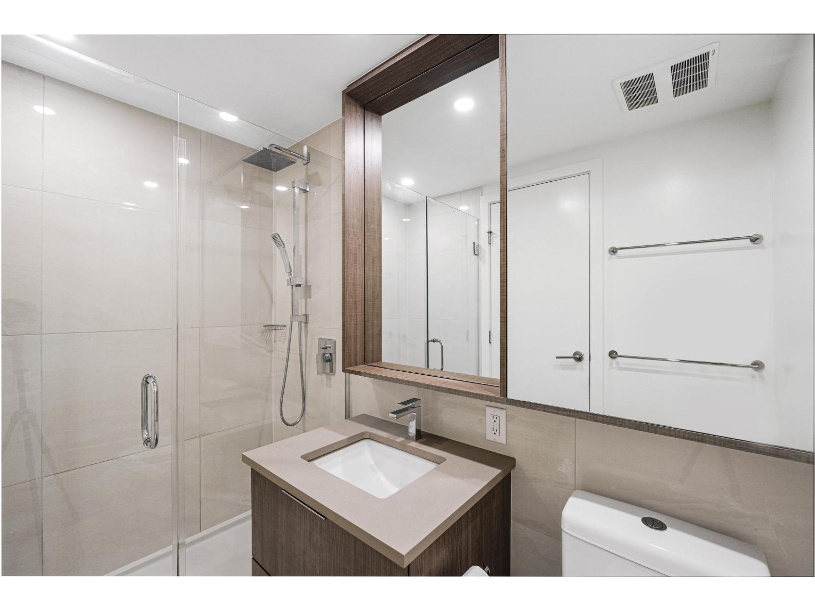 Photo 14 of 801 13318 104 Avenue, Surrey BC