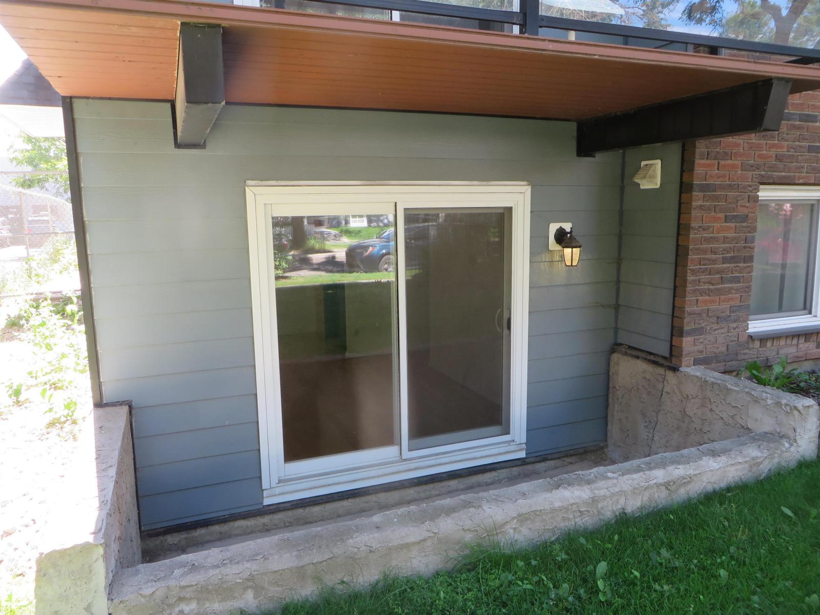 Photo 26 of 102 10547 83 Av Nw, Edmonton AB