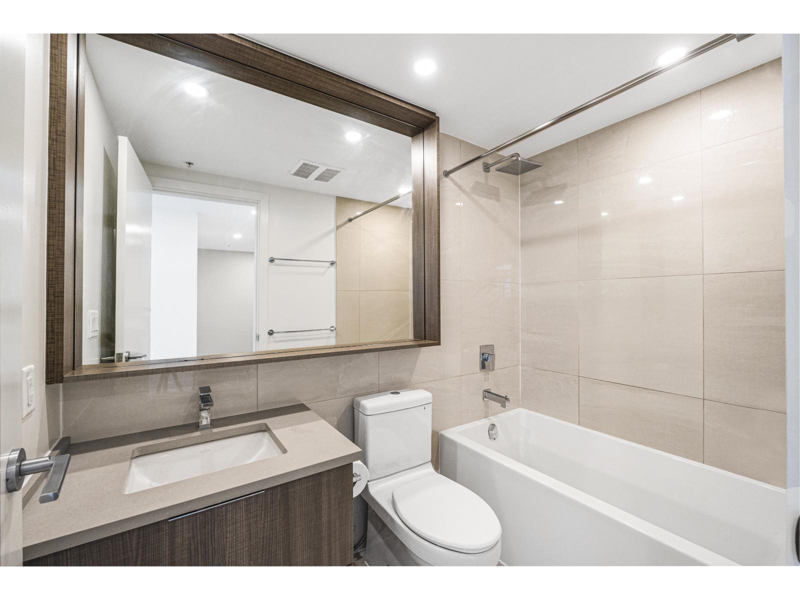 Photo 10 of 801 13318 104 Avenue, Surrey BC