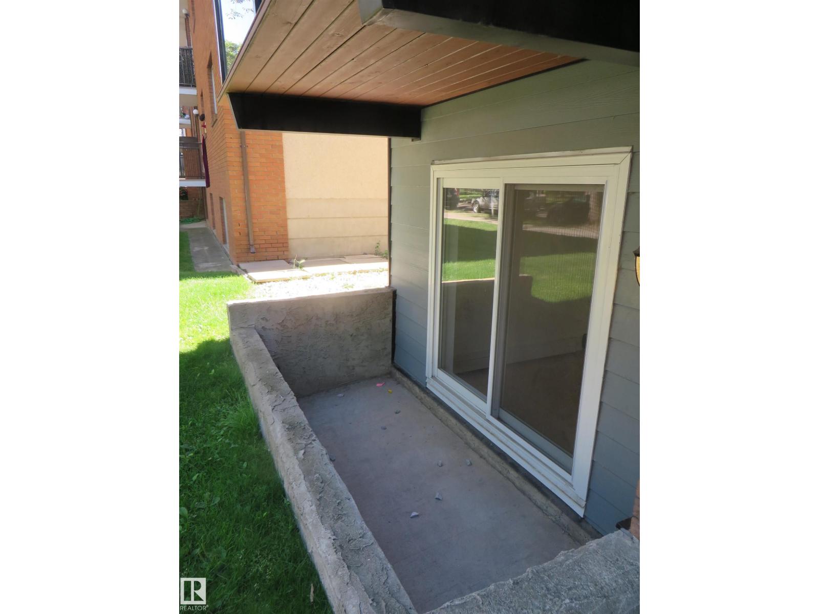 Photo 27 of 102 10547 83 Av Nw, Edmonton AB