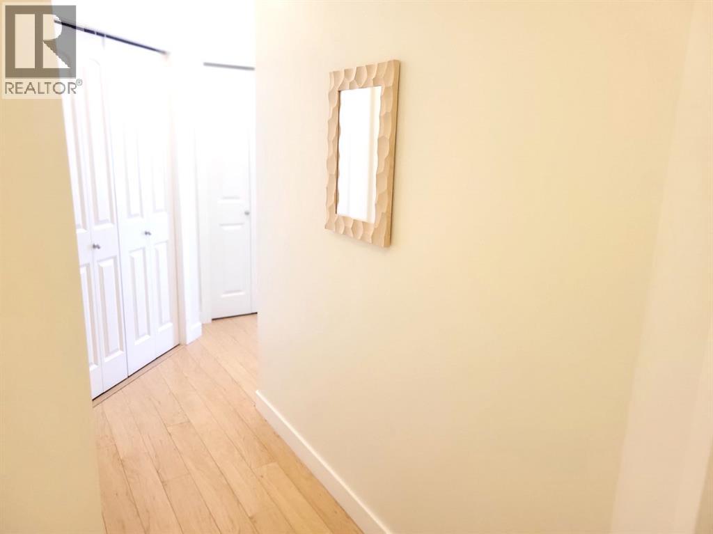 Photo 16 of 307 323 18 Avenue Sw, Calgary AB