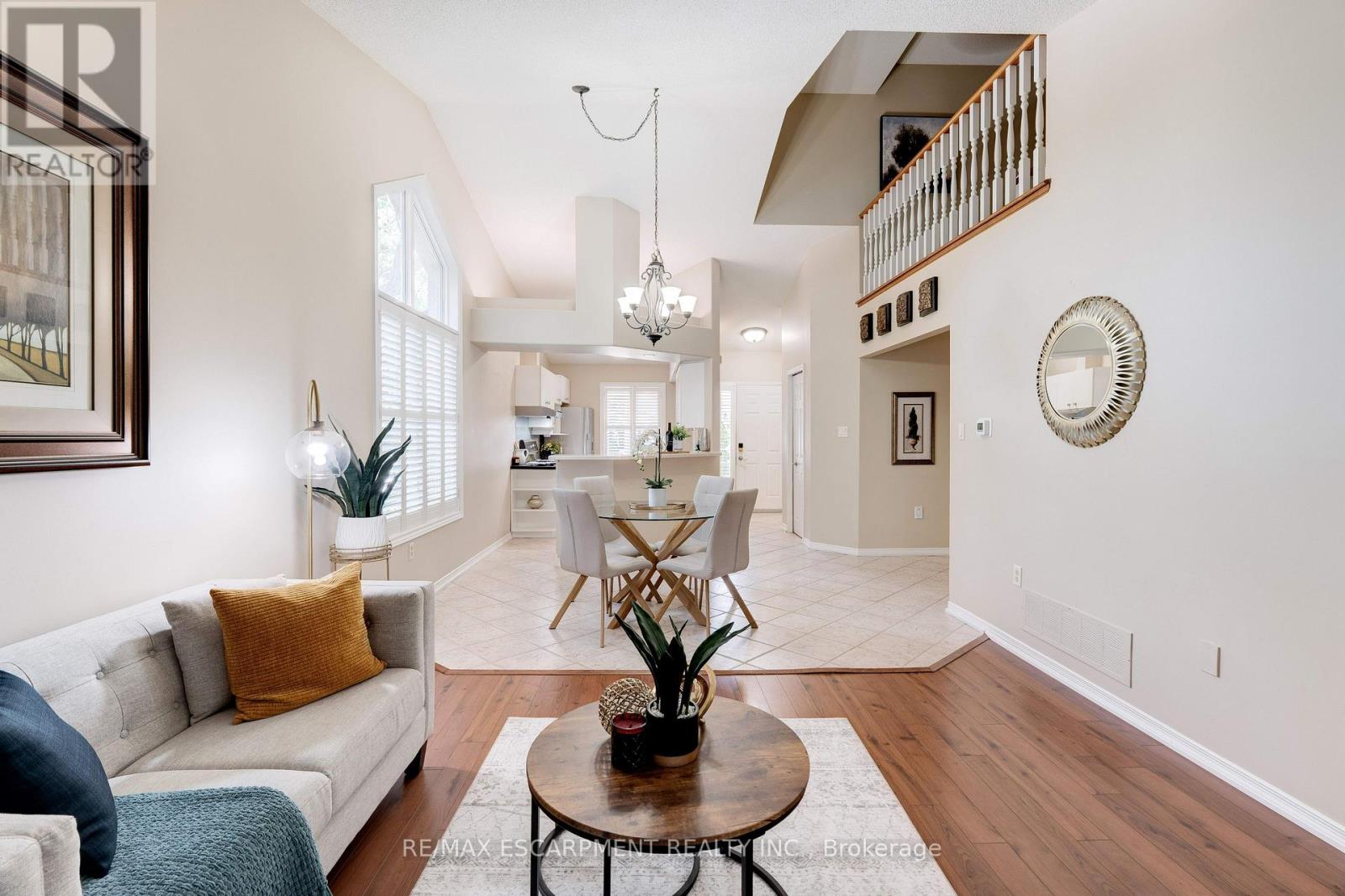 Photo 24 of 10 2774 King Street E, Hamilton ON