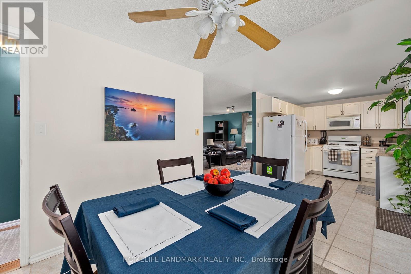 Photo 4 of 196 Columbia Road, Barrie ON