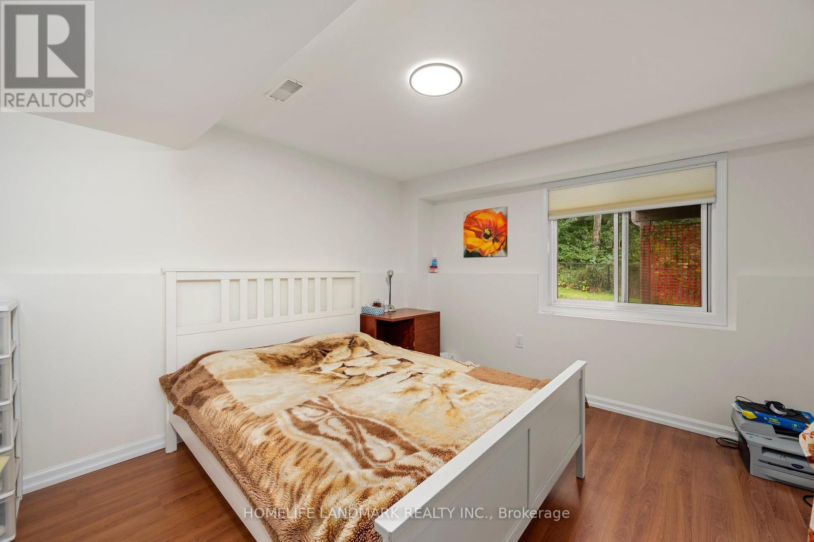 Photo 9 of 196 Columbia Road, Barrie ON