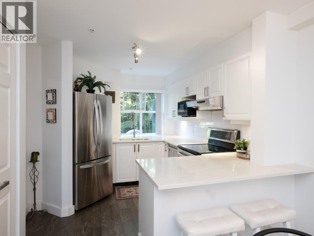 Photo 12 of 204 3600 Windcrest Drive, North Vancouver BC