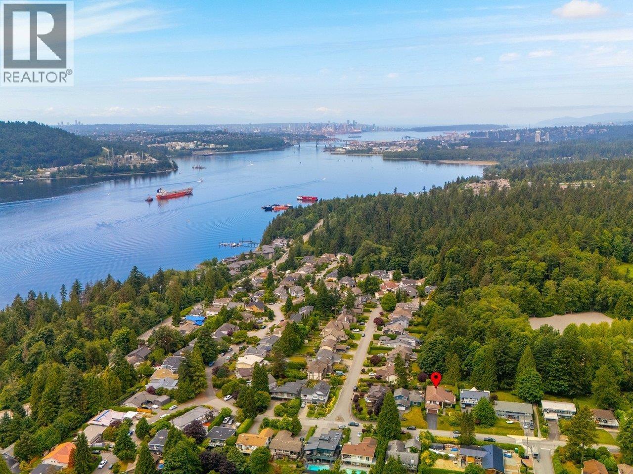 Photo 39 of 375 Fairway Drive, North Vancouver BC
