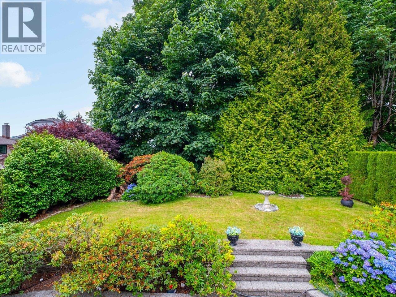 Photo 28 of 375 Fairway Drive, North Vancouver BC