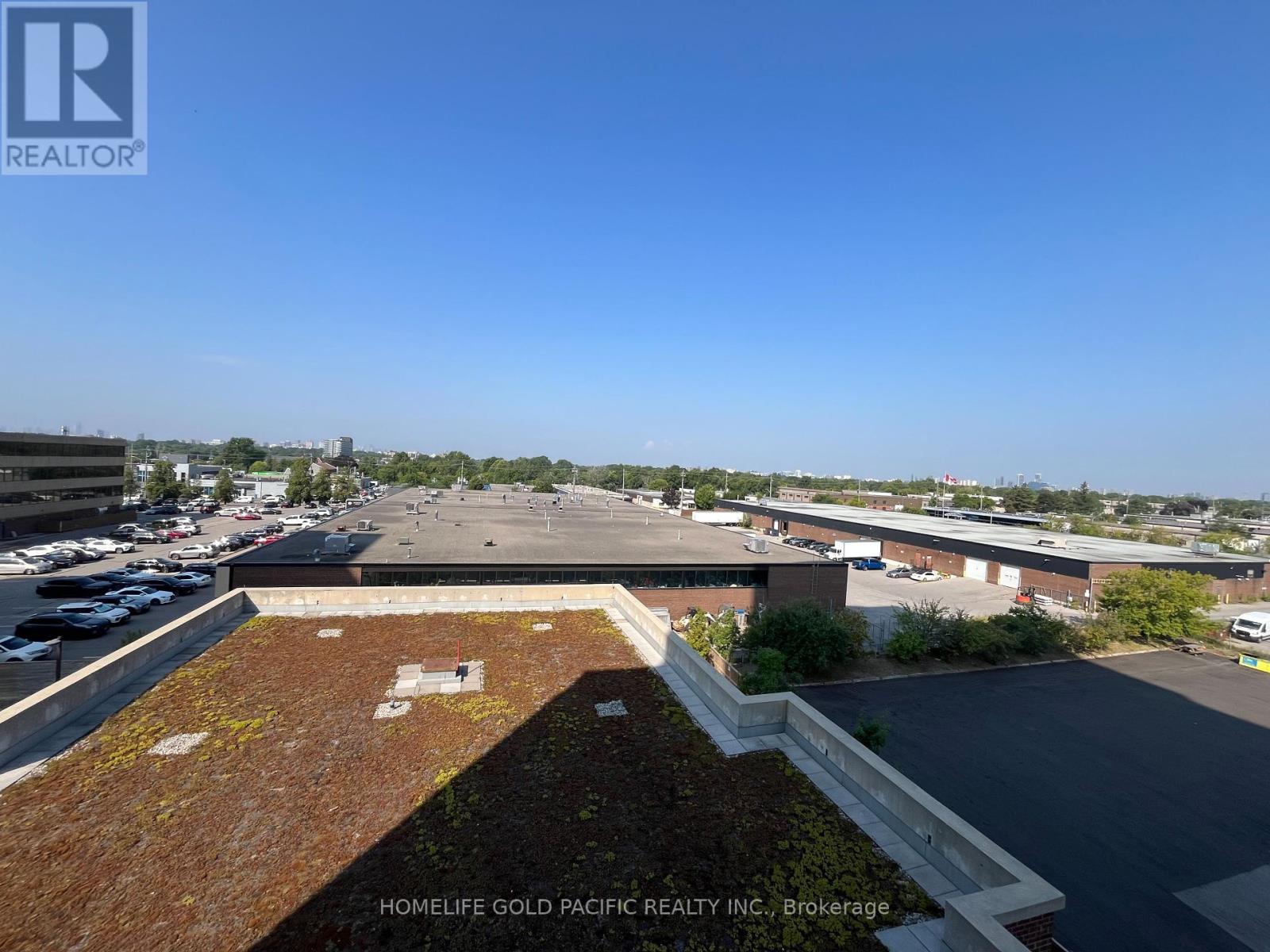 Photo 33 of 604 1328 Birchmount Road, Toronto ON