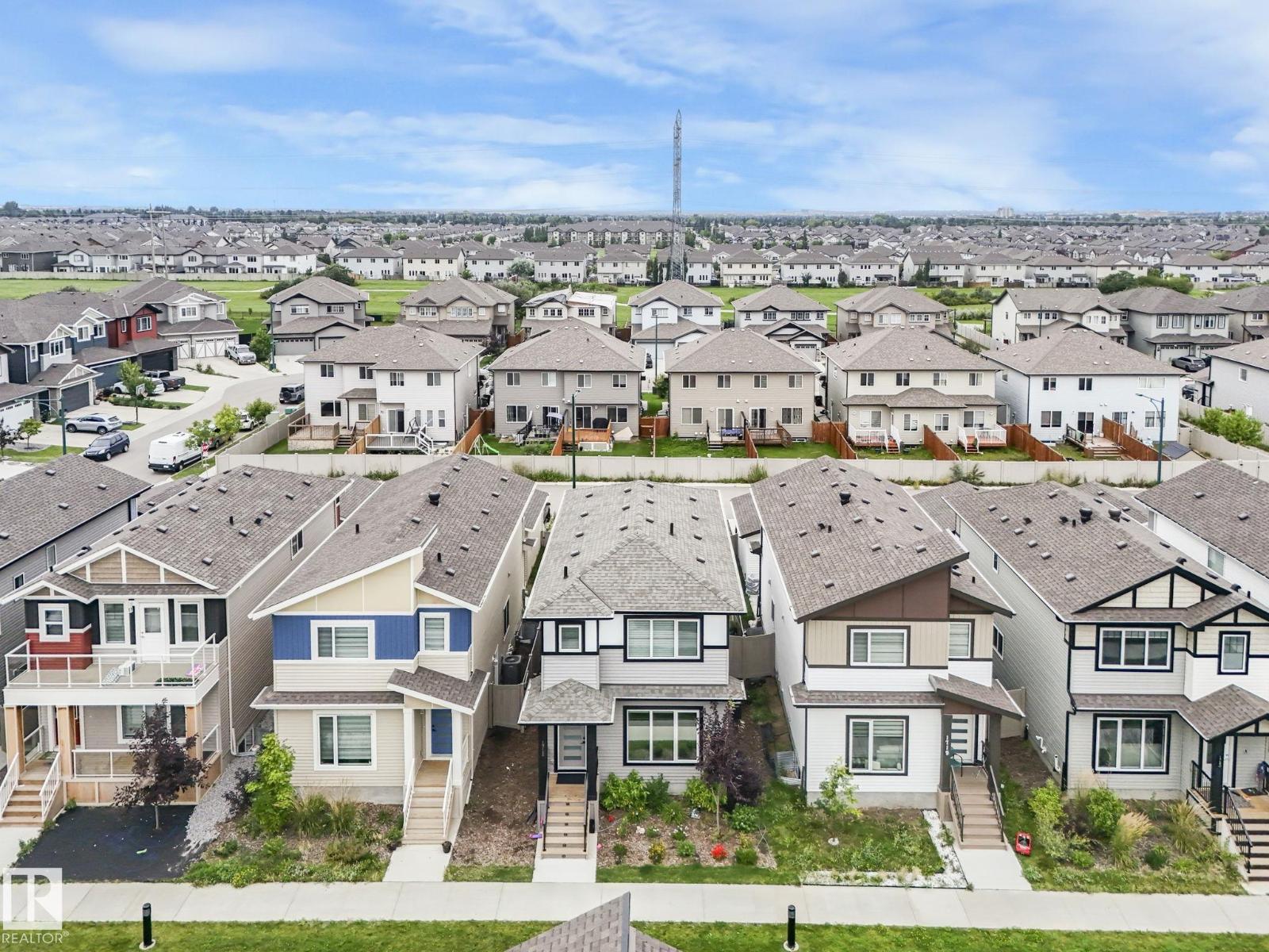 Photo 56 of 1715 26 A St Nw, Edmonton AB