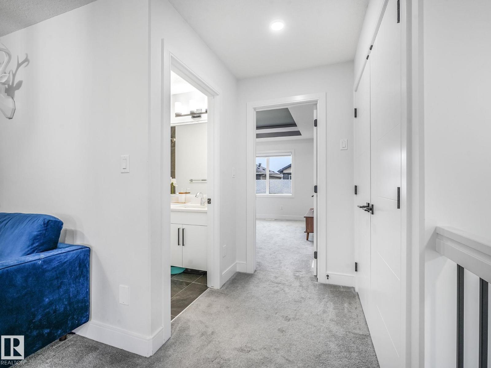 Photo 37 of 1715 26 A St Nw, Edmonton AB