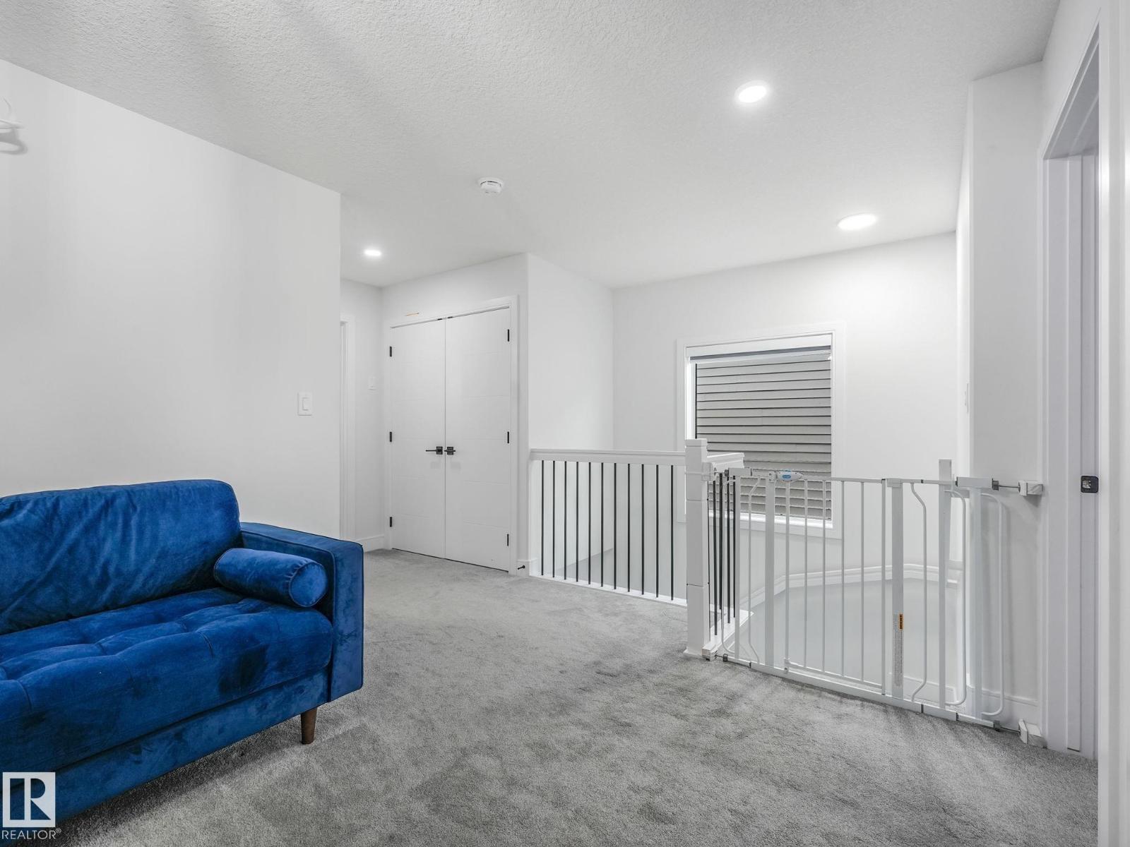 Photo 11 of 1715 26 A St Nw, Edmonton AB