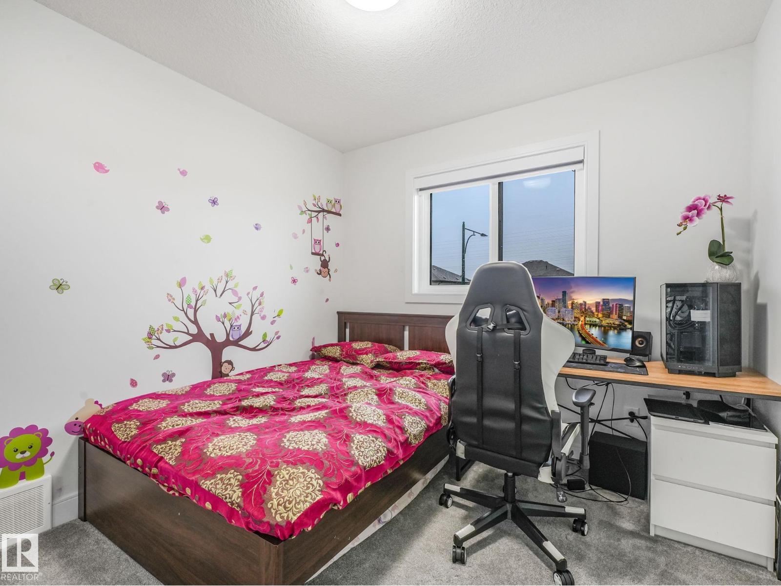 Photo 2 of 1715 26 A St Nw, Edmonton AB