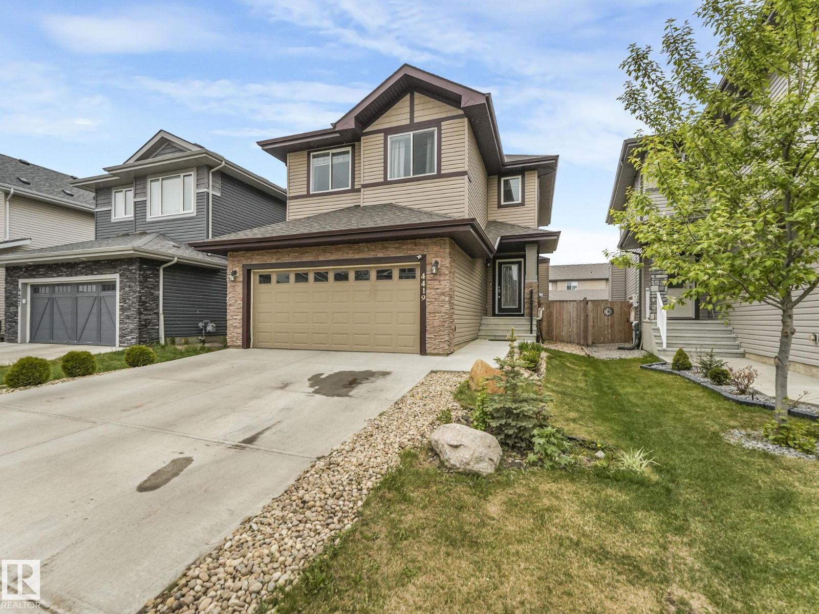Photo 3 of 4419 38 A St, Beaumont AB