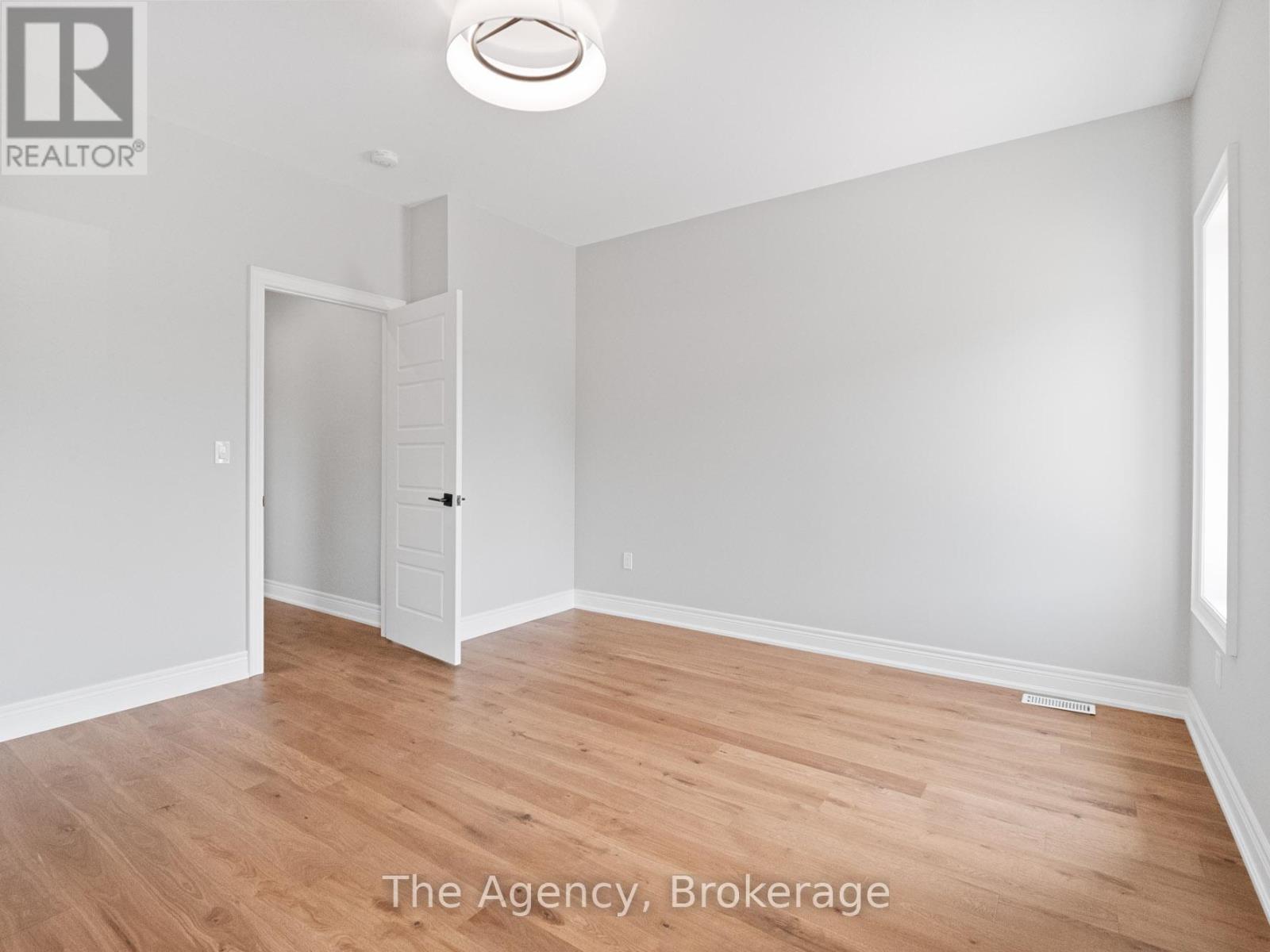 Photo 17 of 34 Marie Street, Pelham ON