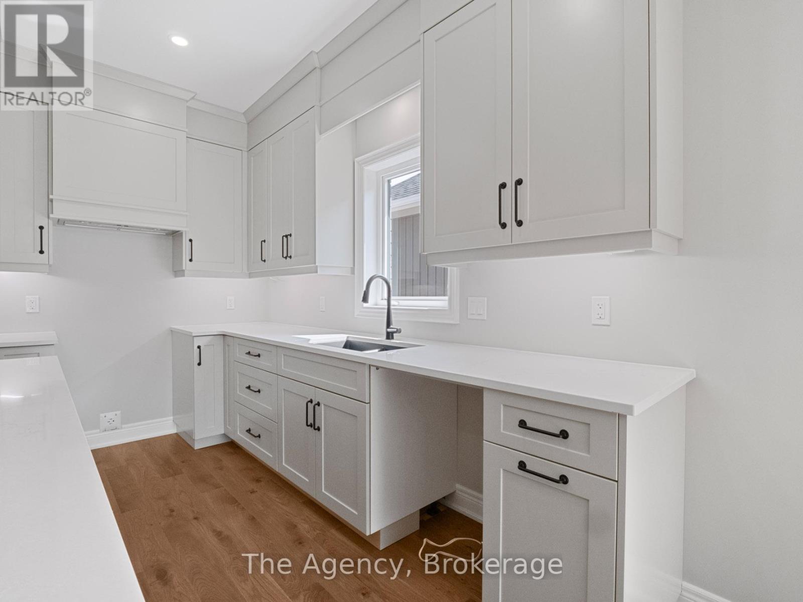 Photo 23 of 34 Marie Street, Pelham ON