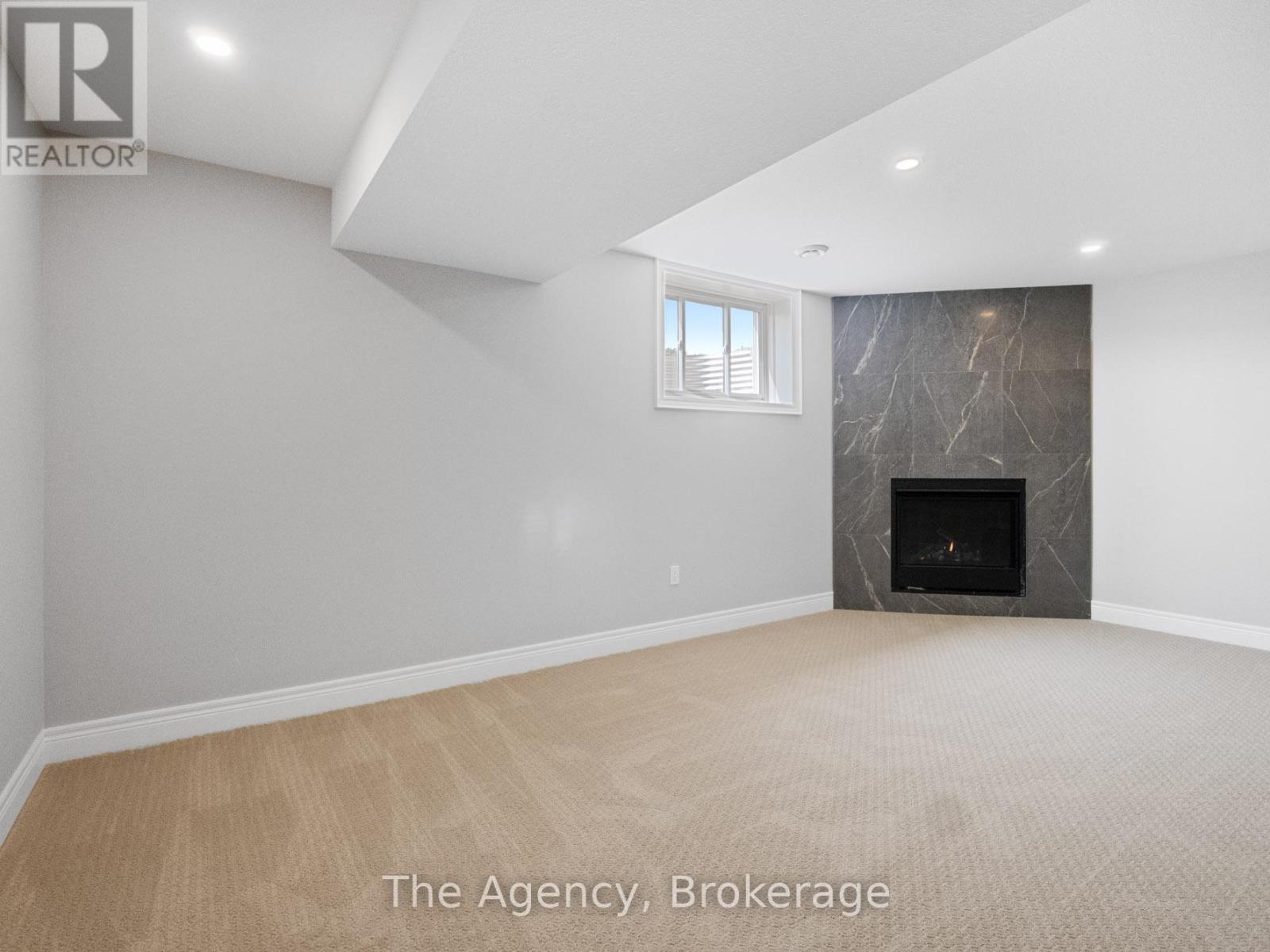 Photo 8 of 34 Marie Street, Pelham ON