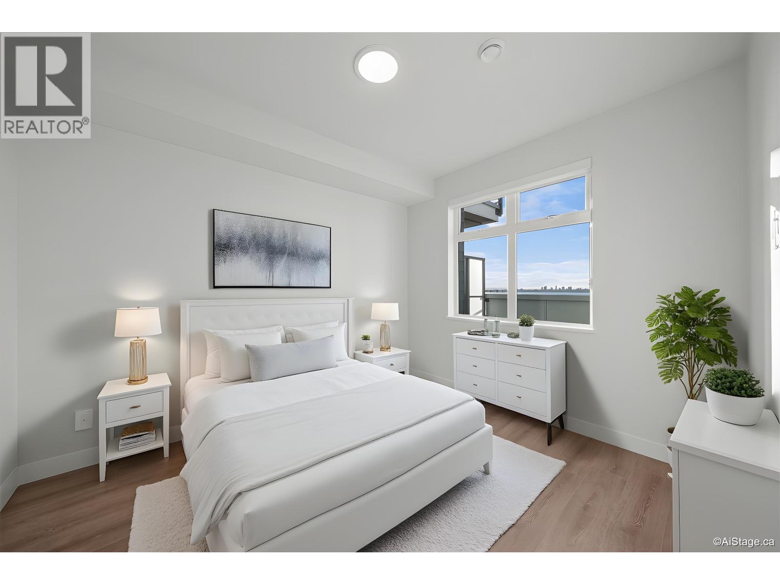 Photo 6 of 303 5535 Hastings Street, Burnaby BC