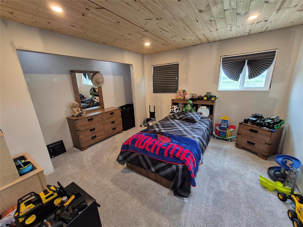 Photo 34 of 42063 41 E Road, Ste Anne MB