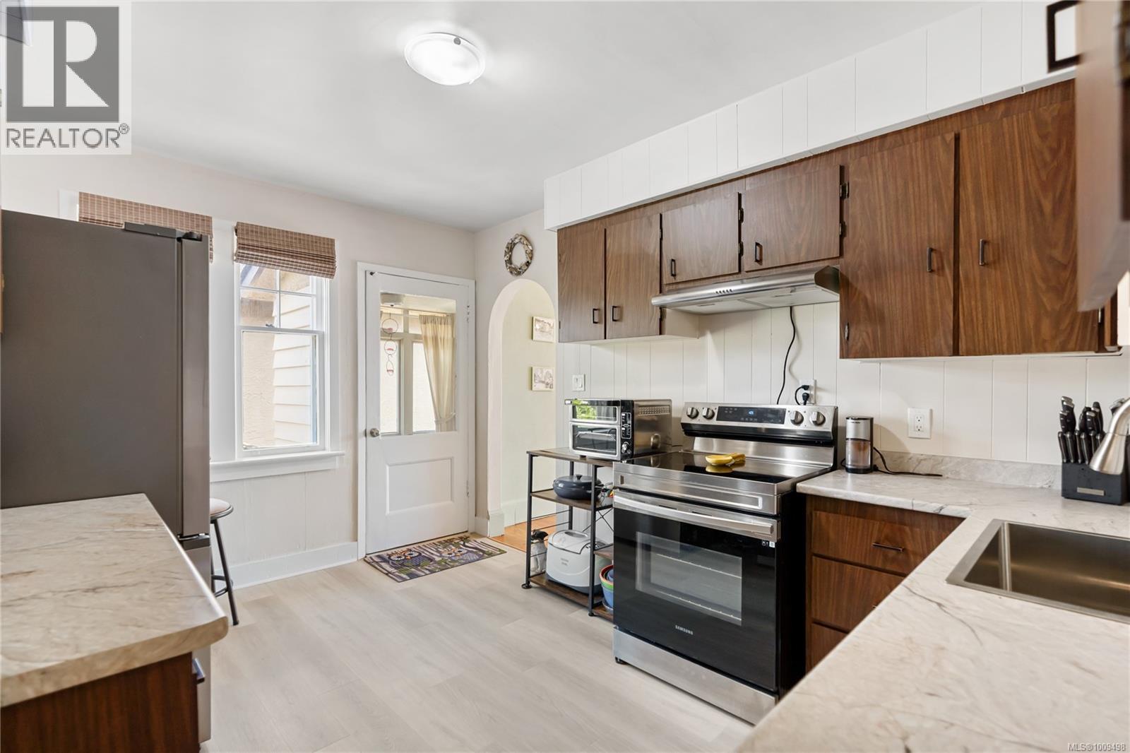 2761 FOUL BAY RD - 10