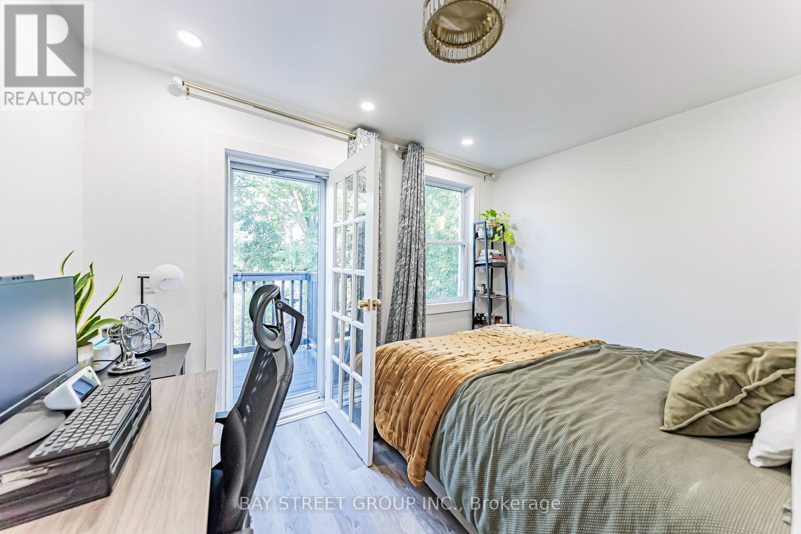 Photo 16 of 397 Kingston Road, Toronto ON