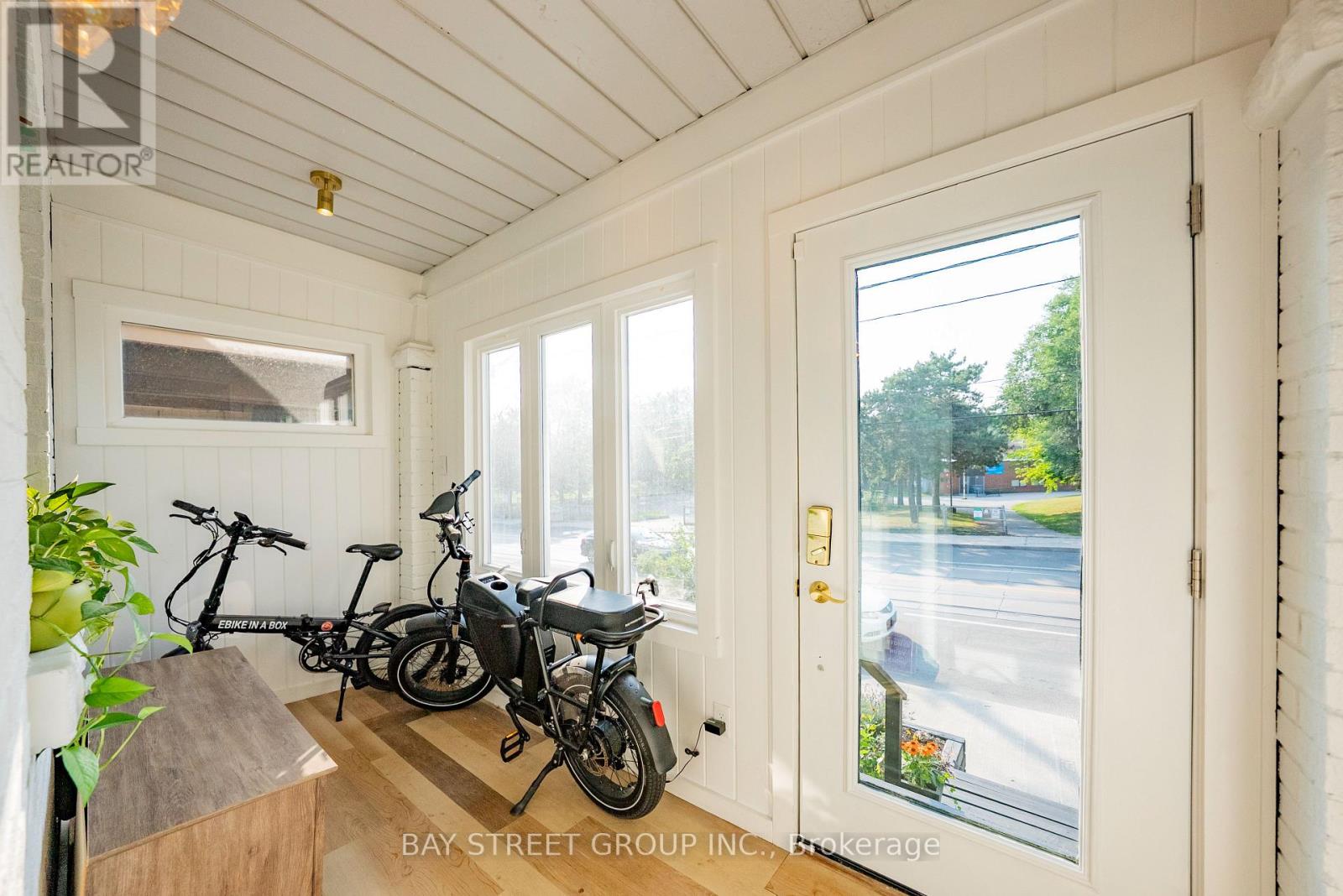 Photo 3 of 397 Kingston Road, Toronto ON