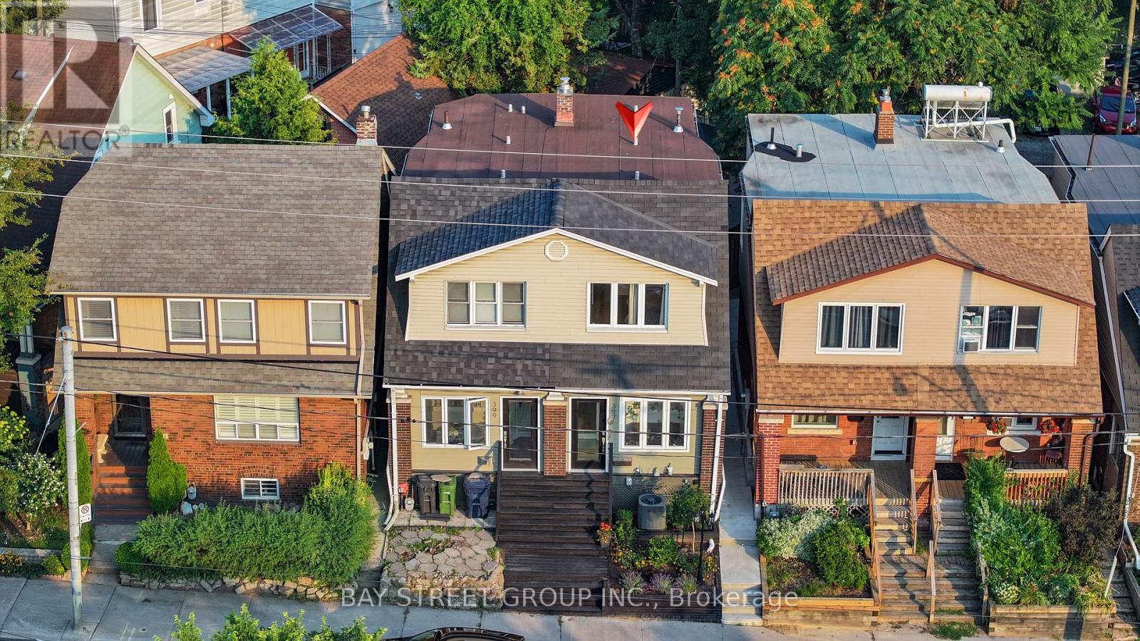 Photo 36 of 397 Kingston Road, Toronto ON