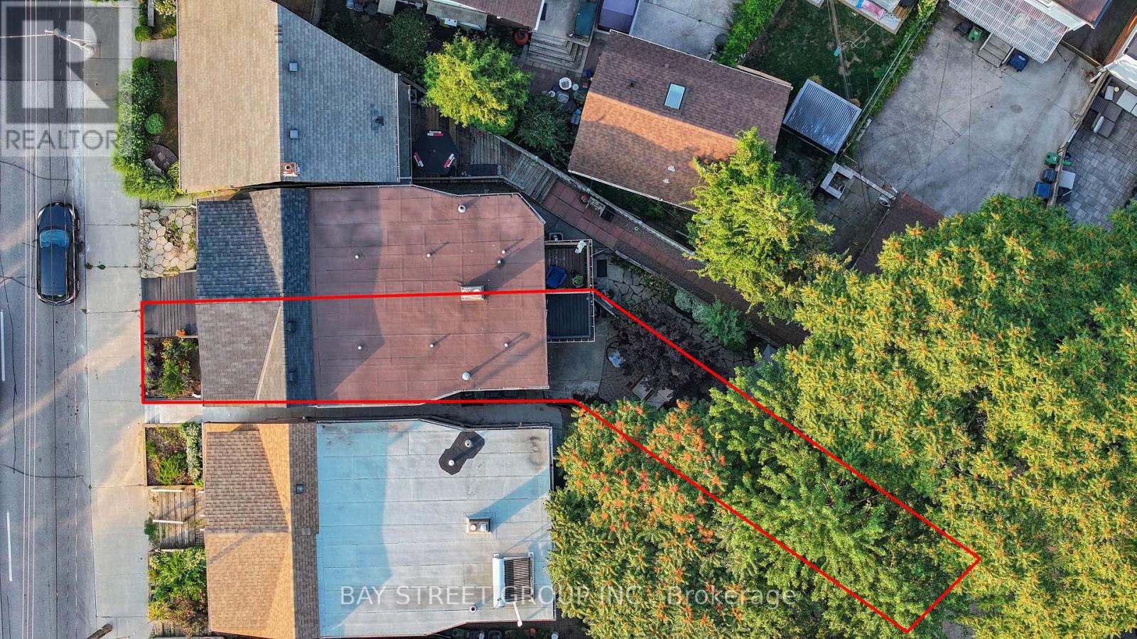 Photo 37 of 397 Kingston Road, Toronto ON