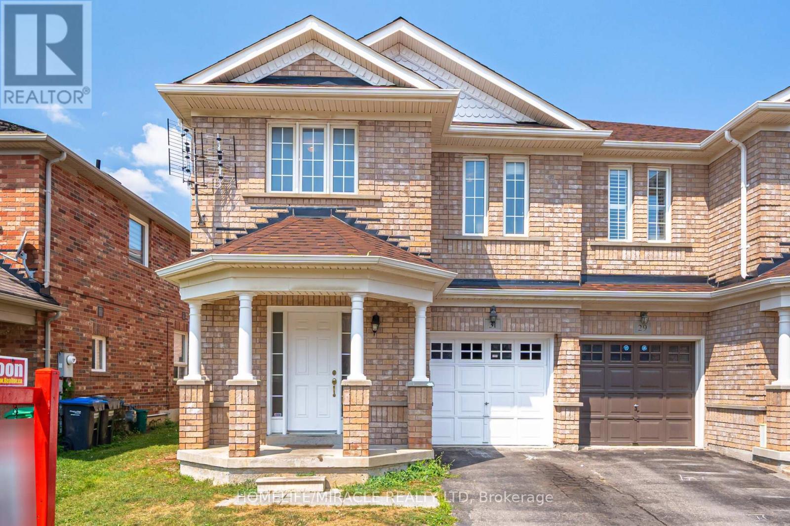 Photo 39 of 31 Hollingsworth Circle, Brampton ON