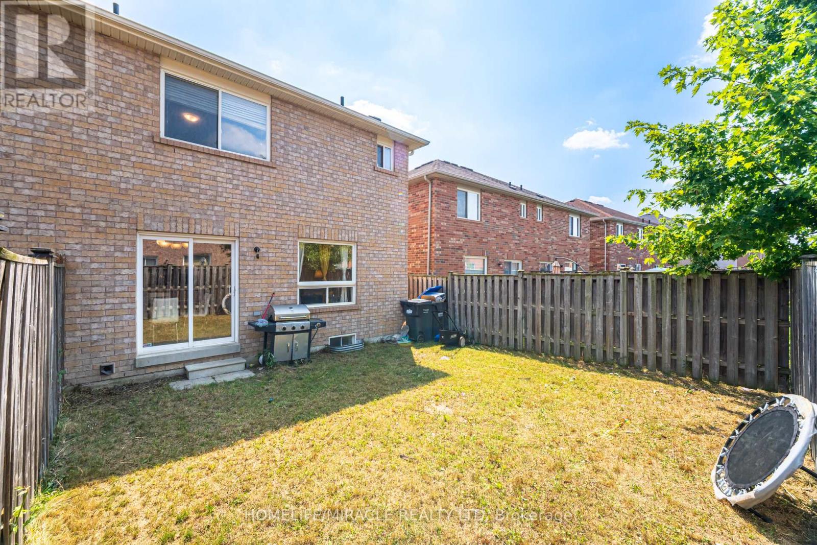 Photo 38 of 31 Hollingsworth Circle, Brampton ON