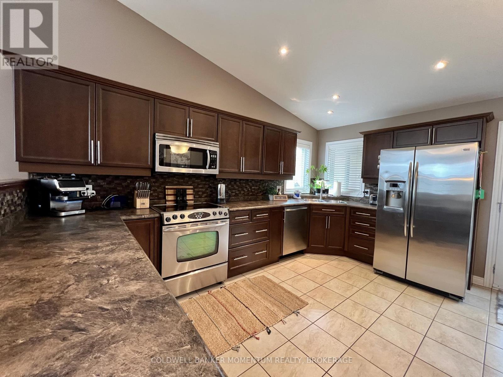 Photo 11 of 6296 Parkside Road, Niagara Falls ON