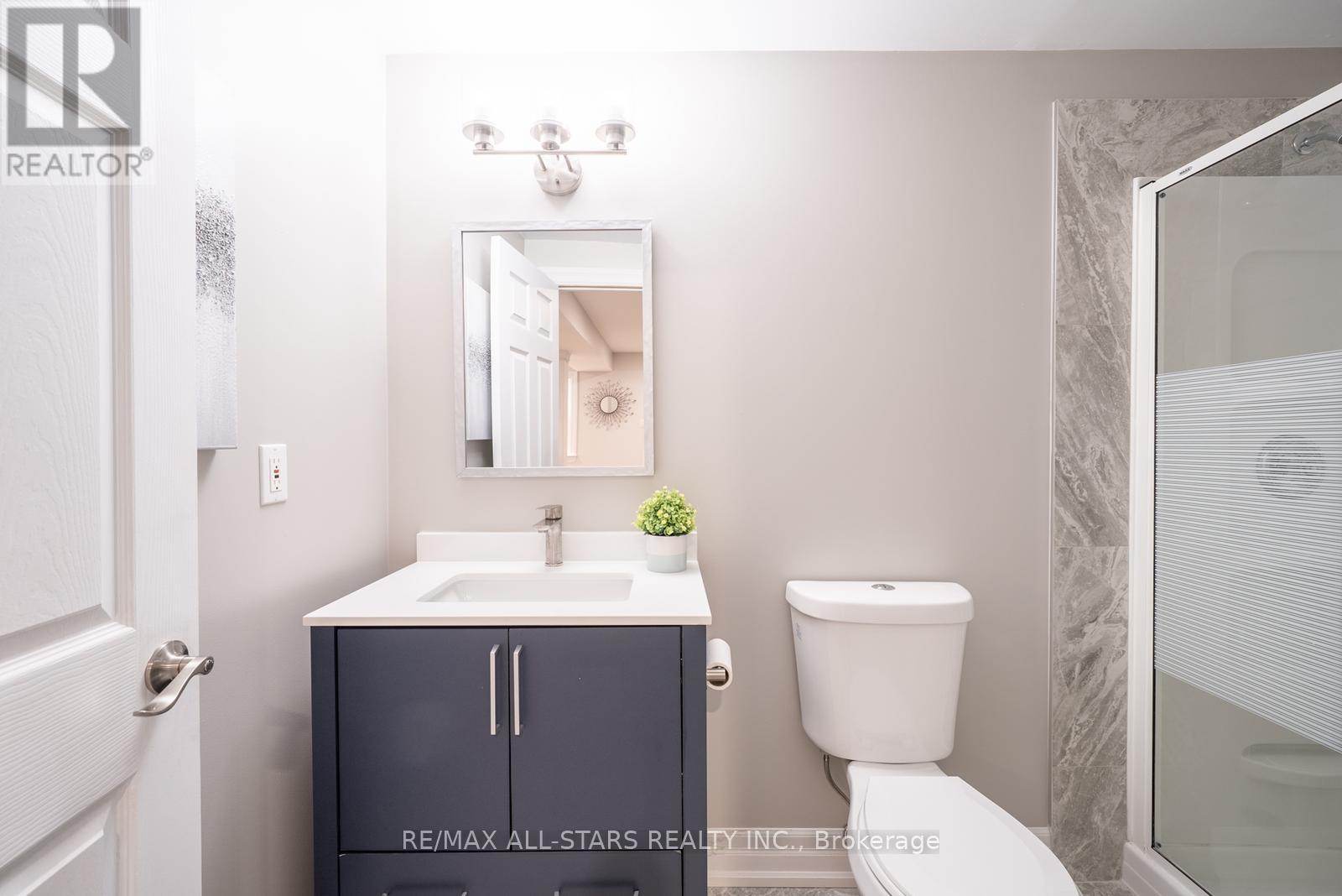 Photo 36 of 22 Dorman Drive, Whitchurchstouffville ON