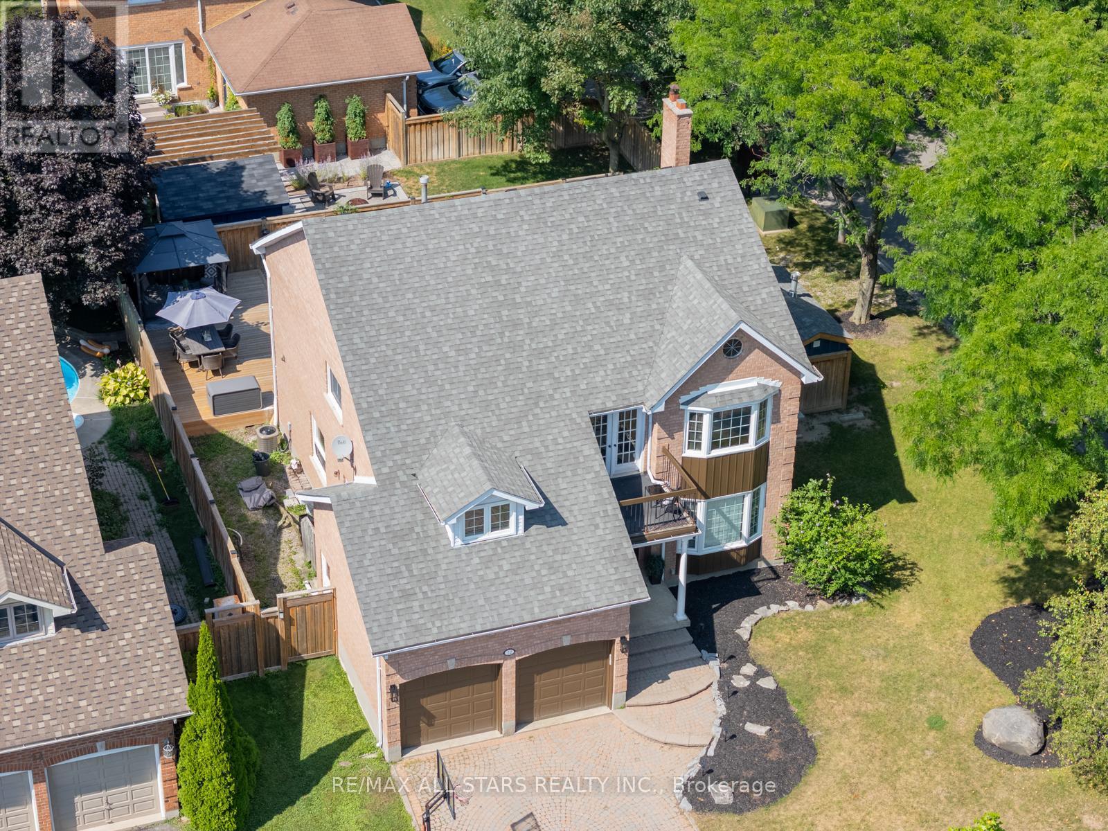 Photo 4 of 22 Dorman Drive, Whitchurchstouffville ON