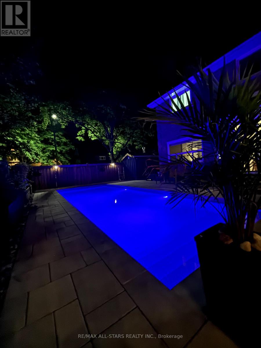Photo 47 of 22 Dorman Drive, Whitchurchstouffville ON
