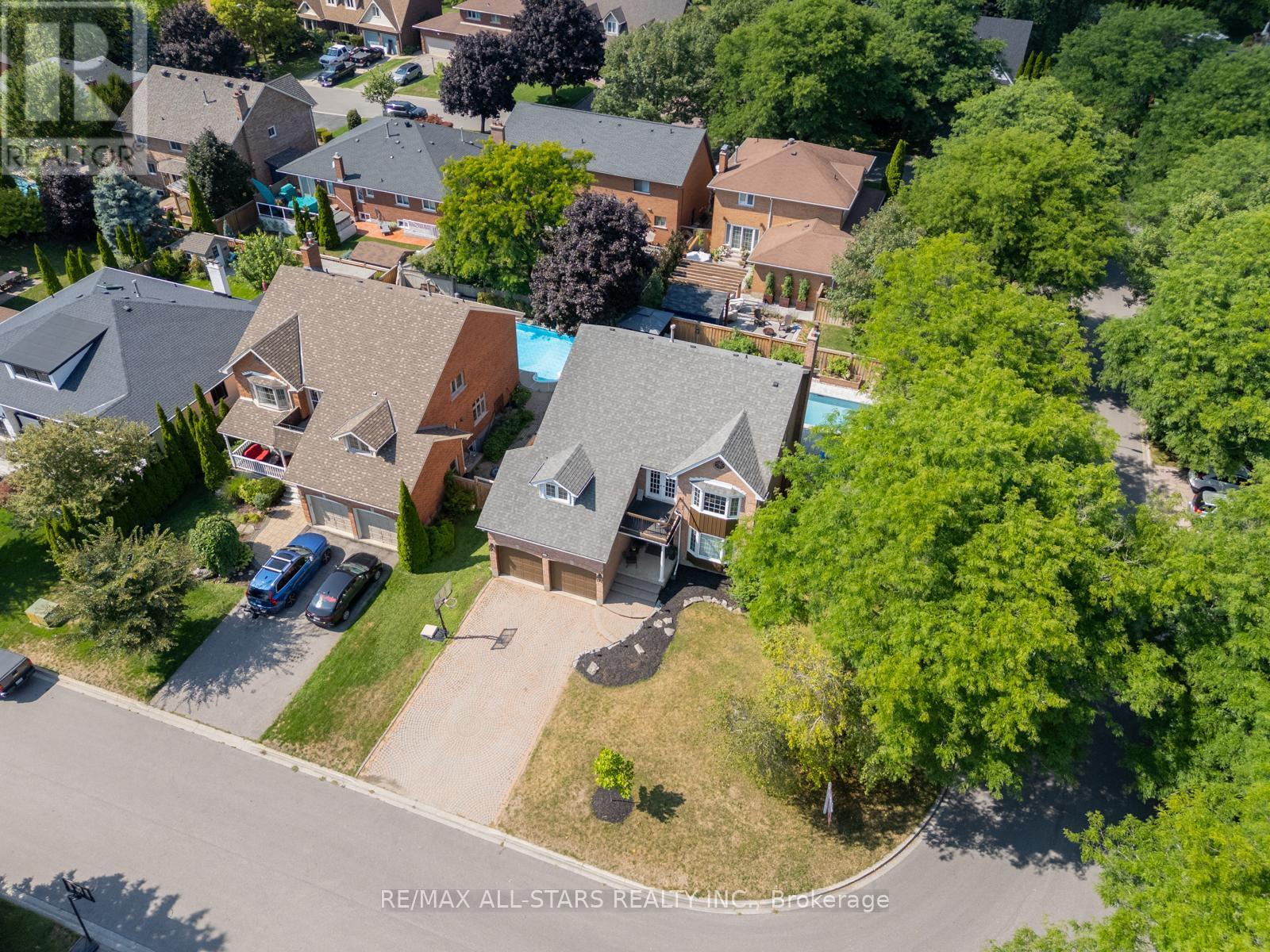 Photo 48 of 22 Dorman Drive, Whitchurchstouffville ON
