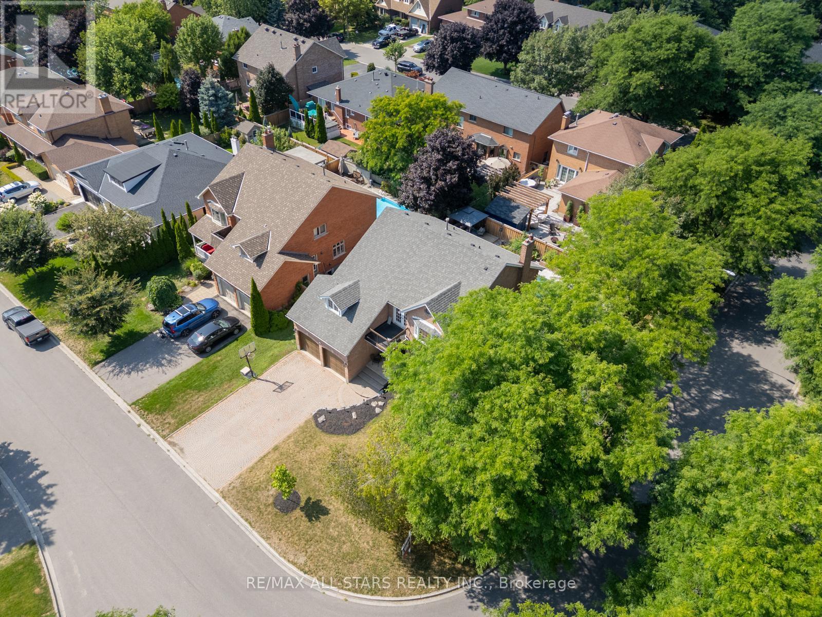 Photo 49 of 22 Dorman Drive, Whitchurchstouffville ON