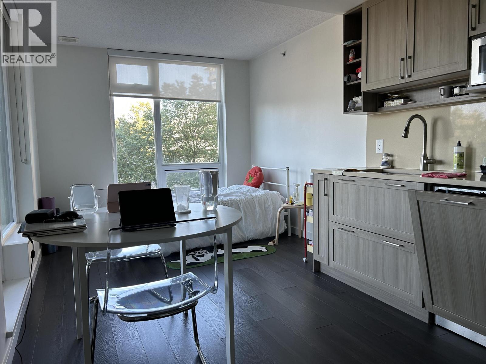 Photo 8 of 505 5515 Boundary Road, Vancouver BC