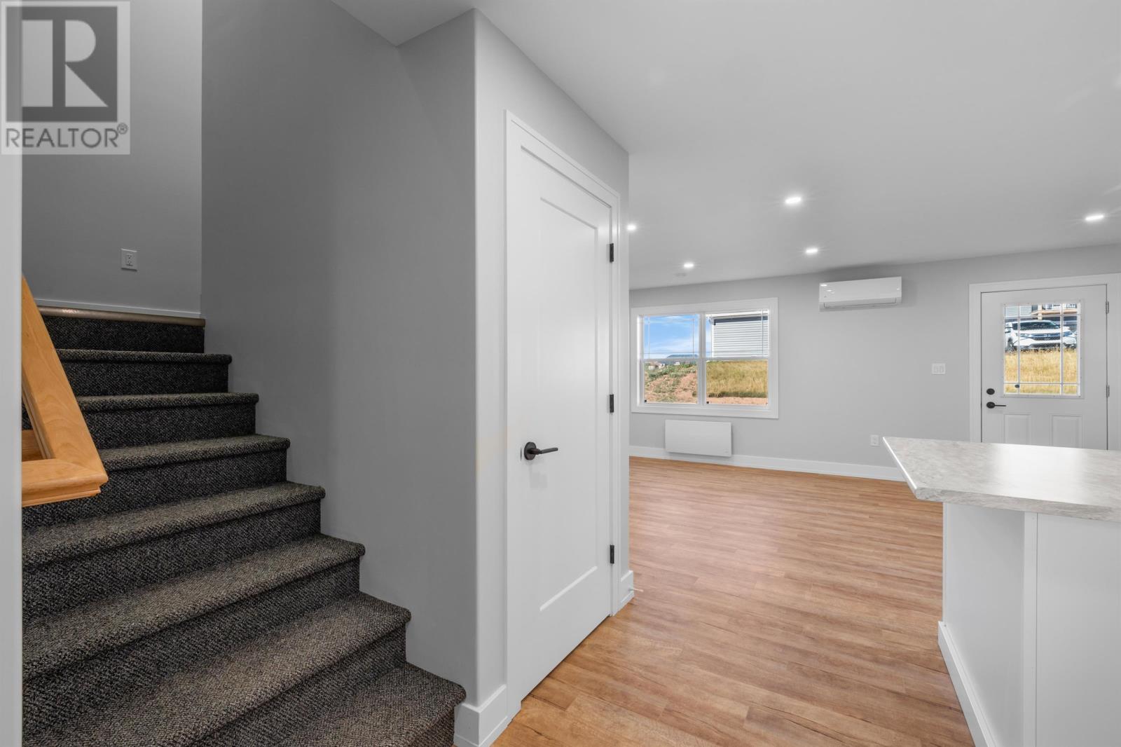 69, 71, 73, 75, 77, 79 ANNE AVENUE N - 13