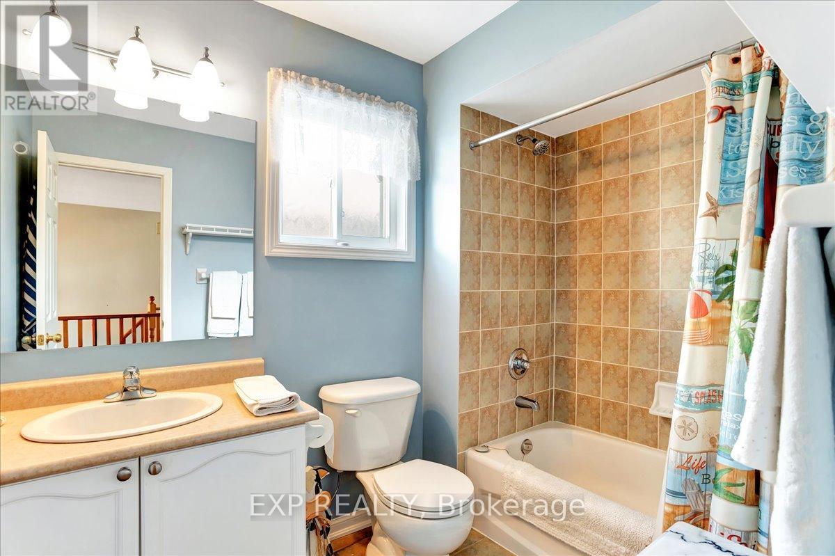 Photo 24 of 13 Masters Lane, Wasaga Beach ON