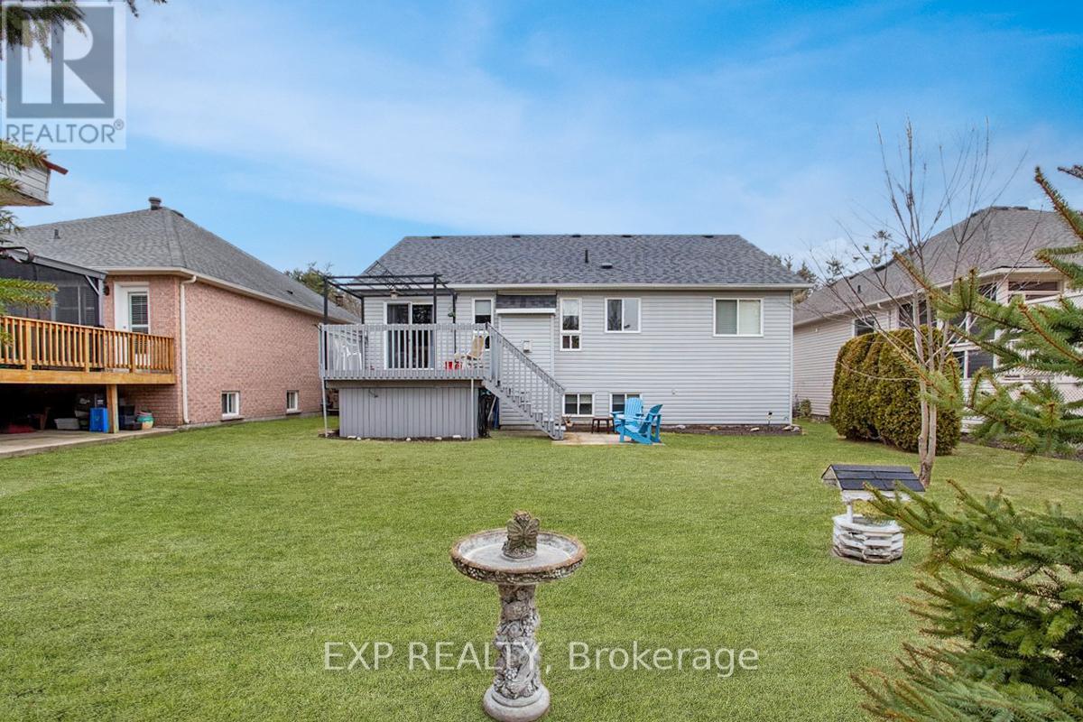 Photo 36 of 13 Masters Lane, Wasaga Beach ON