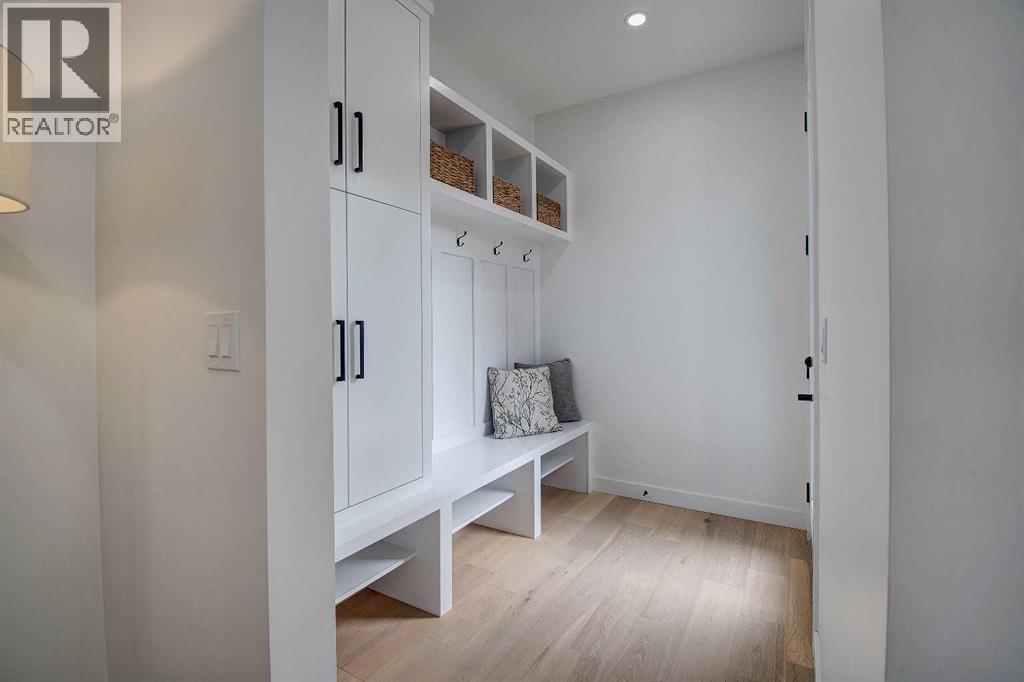 Single Family House for Sale in   Avenue SW Windsor Park Calgary 