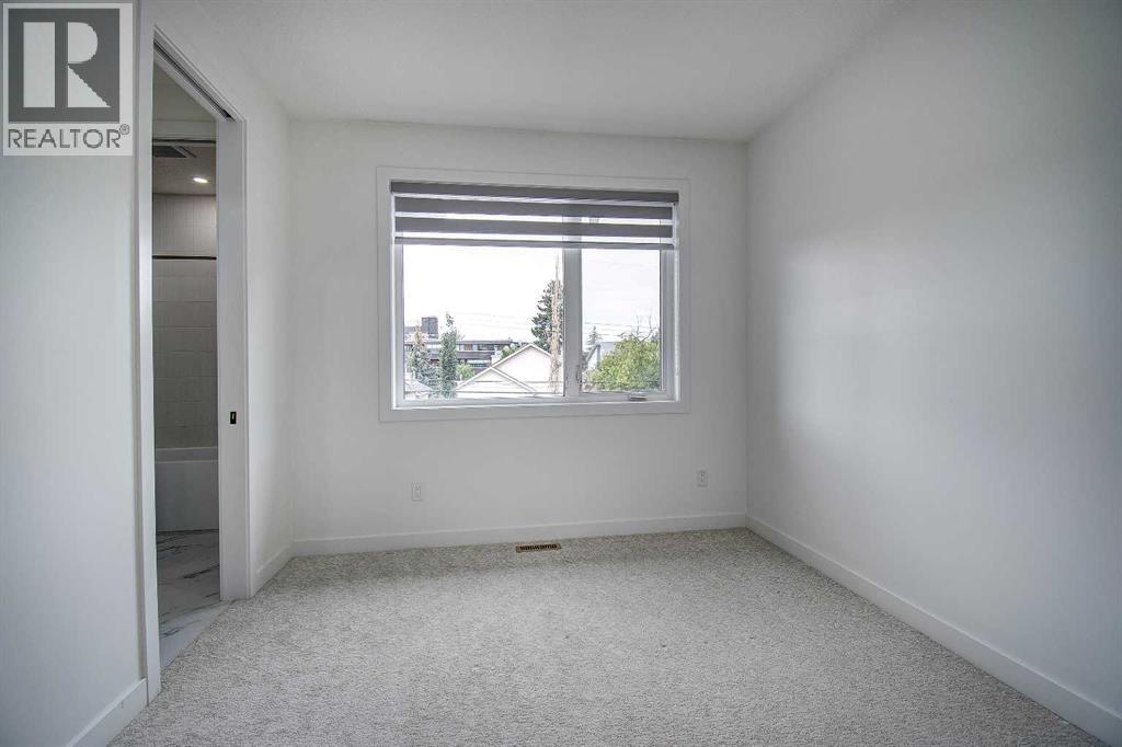 Single Family House for Sale in   Avenue SW Windsor Park Calgary 
