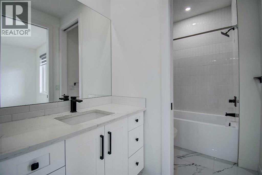 Single Family House for Sale in   Avenue SW Windsor Park Calgary 