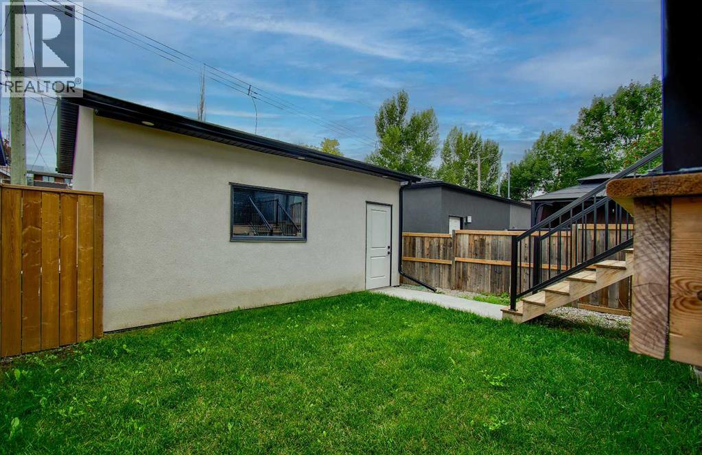 Single Family House for Sale in   Avenue SW Windsor Park Calgary 