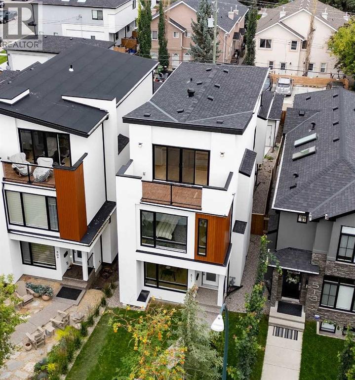Single Family House for Sale in   Avenue SW Windsor Park Calgary 